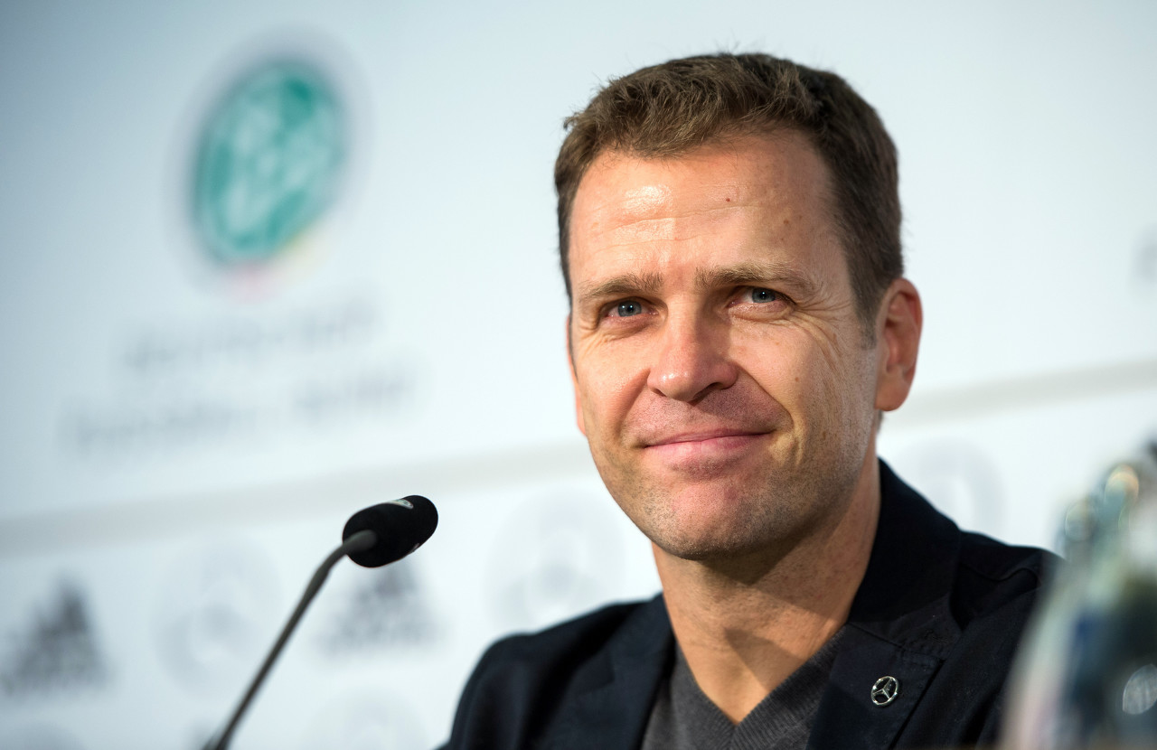 3D走势图-比埃尔霍夫：现在很少有头球能力强的前锋，当今最强9号是哈兰德